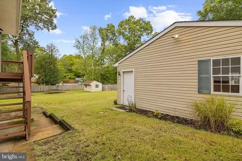 Exterior - 619 Sutton Drive Dr, Pasadena, MD 21122 photo 7 of 9