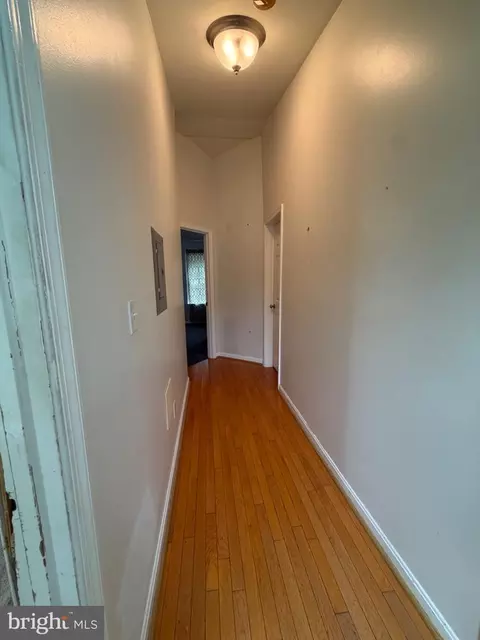 Entry Way - 8390 Oak Dr, Pasadena, MD 21122 photo 3 of 3
