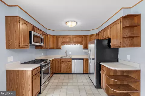 Kitchen - 756 219th St, Pasadena, MD 21122 photo 1 of 3