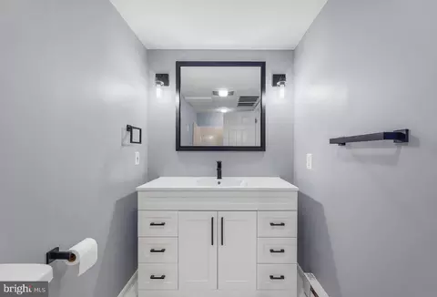 Bath - 756 219th St, Pasadena, MD 21122 photo 2 of 2