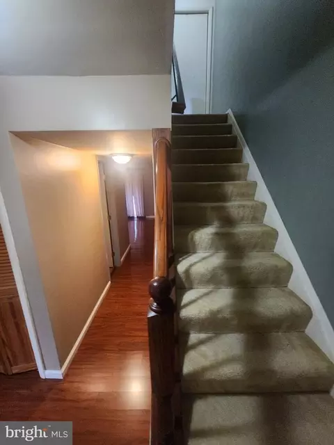 Entry Way - 1519 Winterberry Dr, Arnold, MD 21012 photo 4 of 7