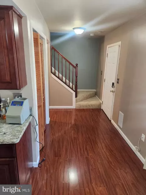 Entry Way - 1519 Winterberry Dr, Arnold, MD 21012 photo 2 of 7