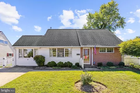 5 Thomas Rd, Glen Burnie, MD 21060