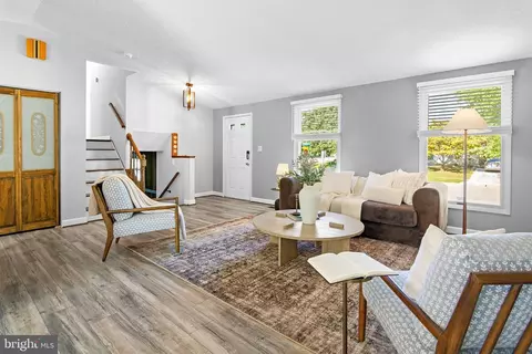 Living - 2935 Beaver Brook Ct, Pasadena, MD 21122 photo 1 of 3