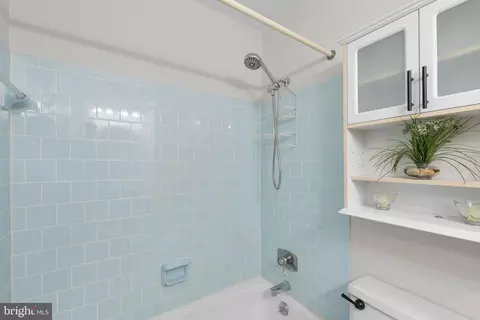 Bath - 145 Delos Ct, Pasadena, MD 21122 photo 2 of 2