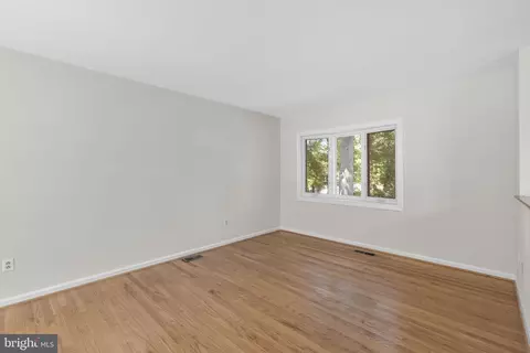 Living - 145 Delos Ct, Pasadena, MD 21122 photo 2 of 8