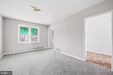 Living - 923 1st St, Brooklyn, MD 21225 photo 1 of 1