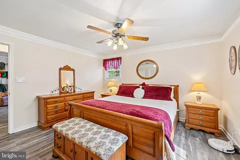 Bedroom - 179 9th St, Pasadena, MD 21122 photo 3 of 5