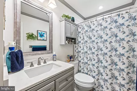 Bath - 179 9th St, Pasadena, MD 21122 photo 1 of 3