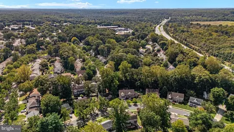 View/Area - 2113 Crossgate Dr, Crofton, MD 21114 photo 9 of 9