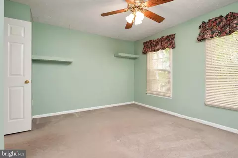 Bedroom - 2113 Crossgate Dr, Crofton, MD 21114 photo 3 of 6