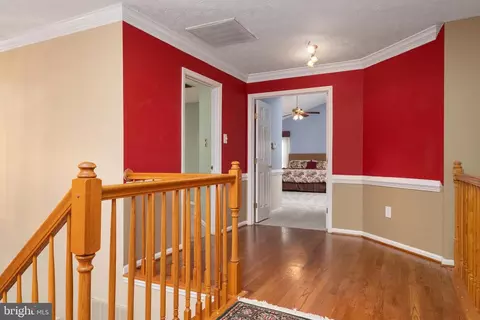 Entry Way - 2113 Crossgate Dr, Crofton, MD 21114 photo 3 of 4