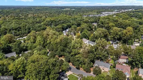 View/Area - 2113 Crossgate Dr, Crofton, MD 21114 photo 6 of 9