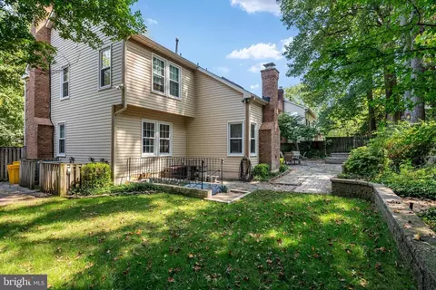 Exterior - 2113 Crossgate Dr, Crofton, MD 21114 photo 8 of 12