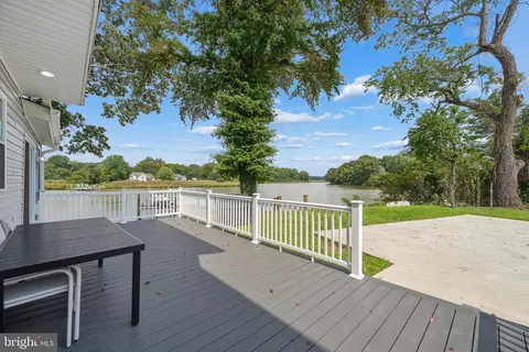 Exterior - 456 Deale Rd, Deale, MD 20751 photo 13 of 15