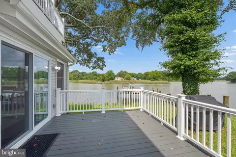 Exterior - 456 Deale Rd, Deale, MD 20751 photo 14 of 15