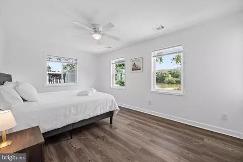 Bedroom - 456 Deale Rd, Deale, MD 20751 photo 5 of 15
