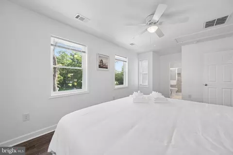 Bedroom - 456 Deale Rd, Deale, MD 20751 photo 8 of 15