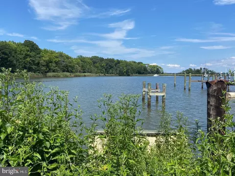3635 Branhum Rd, Edgewater, MD 21037 photo 5