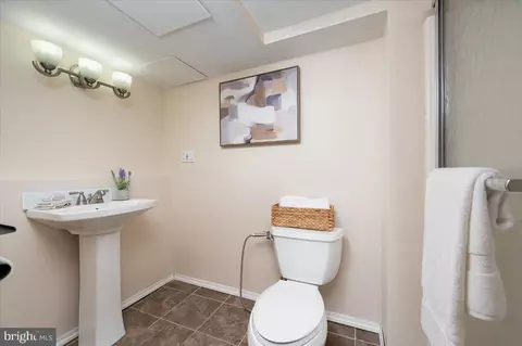 Bath - 8469 Main Ave, Pasadena, MD 21122 photo 3 of 3