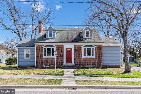 611 West Dr, Glen Burnie, MD 21061