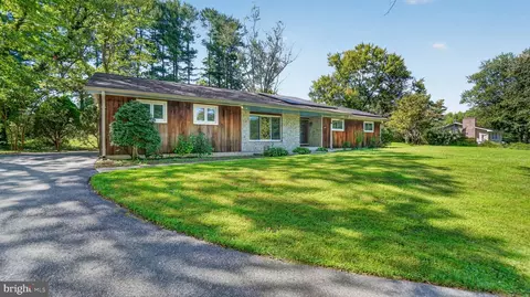 1753 Baldwin Dr, Millersville, MD 21108