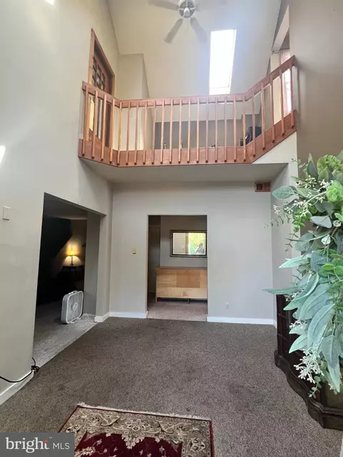 Entry Way - 324 Cove Rd, Riva, MD 21140 photo 2 of 6