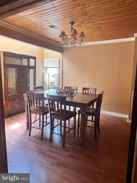 Dining - 324 Cove Rd, Riva, MD 21140 photo 2 of 3