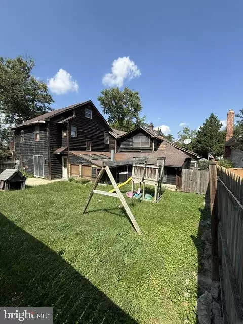 Exterior - 324 Cove Rd, Riva, MD 21140 photo 3 of 7