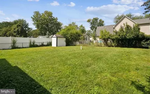 Other - 1623 Chesapeake Ln, Edgewater, MD 21037 photo 8 of 14