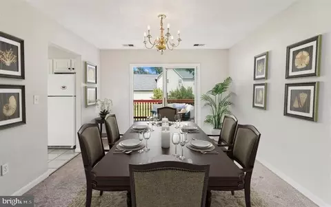 Dining - 1623 Chesapeake Ln, Edgewater, MD 21037 photo 2 of 2