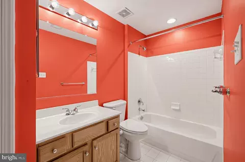 Bath - 803 Quartz Flake Ct, Odenton, MD 21113 photo 2 of 3