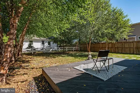 Exterior - 906 Jackson St, Annapolis, MD 21403 photo 9 of 10