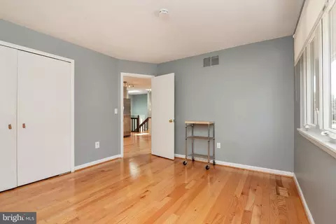 Bedroom - 906 Jackson St, Annapolis, MD 21403 photo 4 of 4