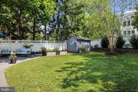 Exterior - 228 Dewey Dr, Annapolis, MD 21401 photo 8 of 14