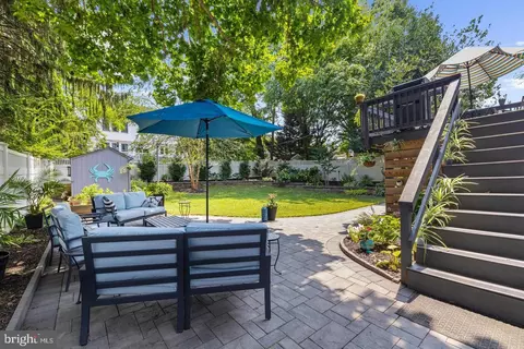 Exterior - 228 Dewey Dr, Annapolis, MD 21401 photo 4 of 14