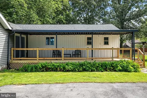 Exterior - 1221 Bast Ln, Shady Side, MD 20764 photo 2 of 4