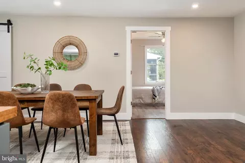 Entry Way - 1221 Bast Ln, Shady Side, MD 20764 photo 1 of 2