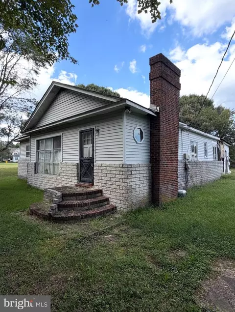 14 Whites Rd, Severna Park, MD 21146