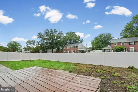 Exterior - 2 Breakwater Ct, Pasadena, MD 21122 photo 6 of 6