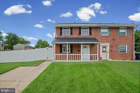 Exterior - 2 Breakwater Ct, Pasadena, MD 21122 photo 2 of 6