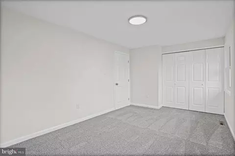 Bedroom - 2 Breakwater Ct, Pasadena, MD 21122 photo 2 of 5