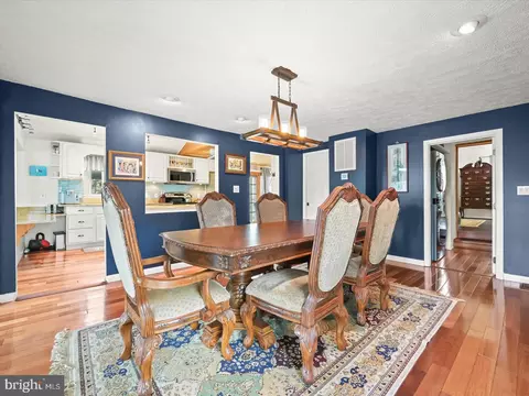 Dining - 8138 Forest Glen Dr, Pasadena, MD 21122 photo 2 of 2