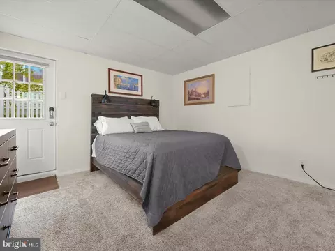 Bedroom - 8138 Forest Glen Dr, Pasadena, MD 21122 photo 6 of 7