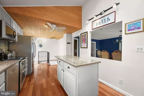 Kitchen - 8138 Forest Glen Dr, Pasadena, MD 21122 photo 3 of 3