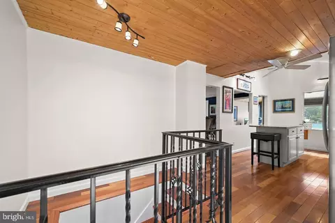 Entry Way - 8138 Forest Glen Dr, Pasadena, MD 21122 photo 1 of 1