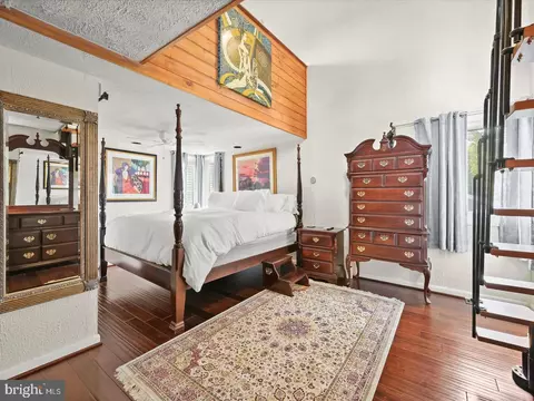 Bedroom - 8138 Forest Glen Dr, Pasadena, MD 21122 photo 1 of 7