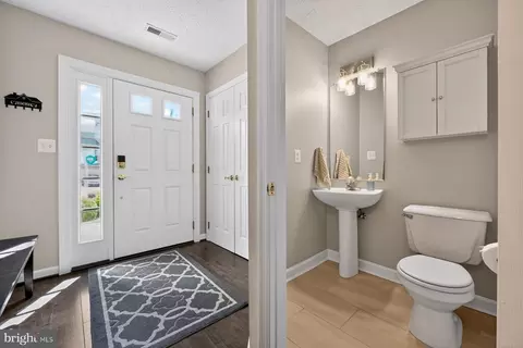 Entry Way - 3228 Escapade Cir, Riva, MD 21140 photo 2 of 2