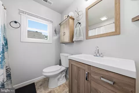 Bath - 7809 Bridge Dr, Orchard Beach, MD 21226 photo 1 of 2