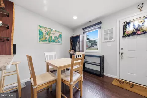 Entry Way - 7809 Bridge Dr, Orchard Beach, MD 21226 photo 1 of 4